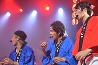 To-i、TAKUMI、MASAKI（左から）