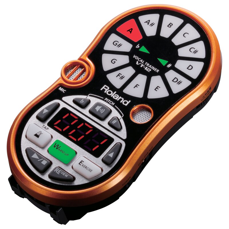 ローランド「ボーカル・トレーナー VT-12」のボディカラーはメタリック・オレンジ（写真）、ブラック、アクア・ブルーの3種類が用意されている。