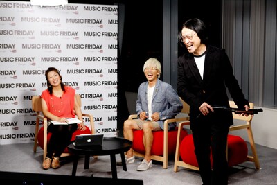 MCの番井奈歩、ゲストのやまだひさし、永野（左から）。