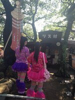 必死で下山するゆずゆずコンビ。