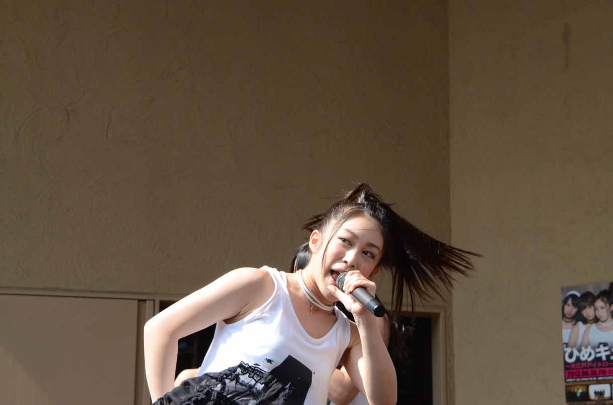 岡本真依