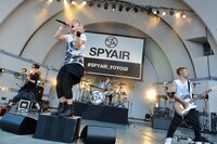 SPYAIR「SPYAIR New Album「MILLION」リリース記念 アルバム全曲完全再現フリーライブ at 代々木公園」の様子。
