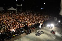 SPYAIR「SPYAIR New Album「MILLION」リリース記念 アルバム全曲完全再現フリーライブ at 代々木公園」の様子。