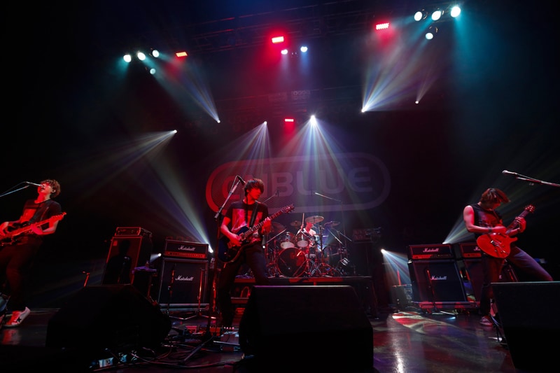 「CNBLUE Zepp Tour 2013～Lady～」Zepp Tokyo公演でのCNBLUE。