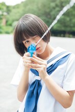 「アオハルジカン夏」より、おはガールちゅ！ちゅ！ちゅ！の吉川日菜子。