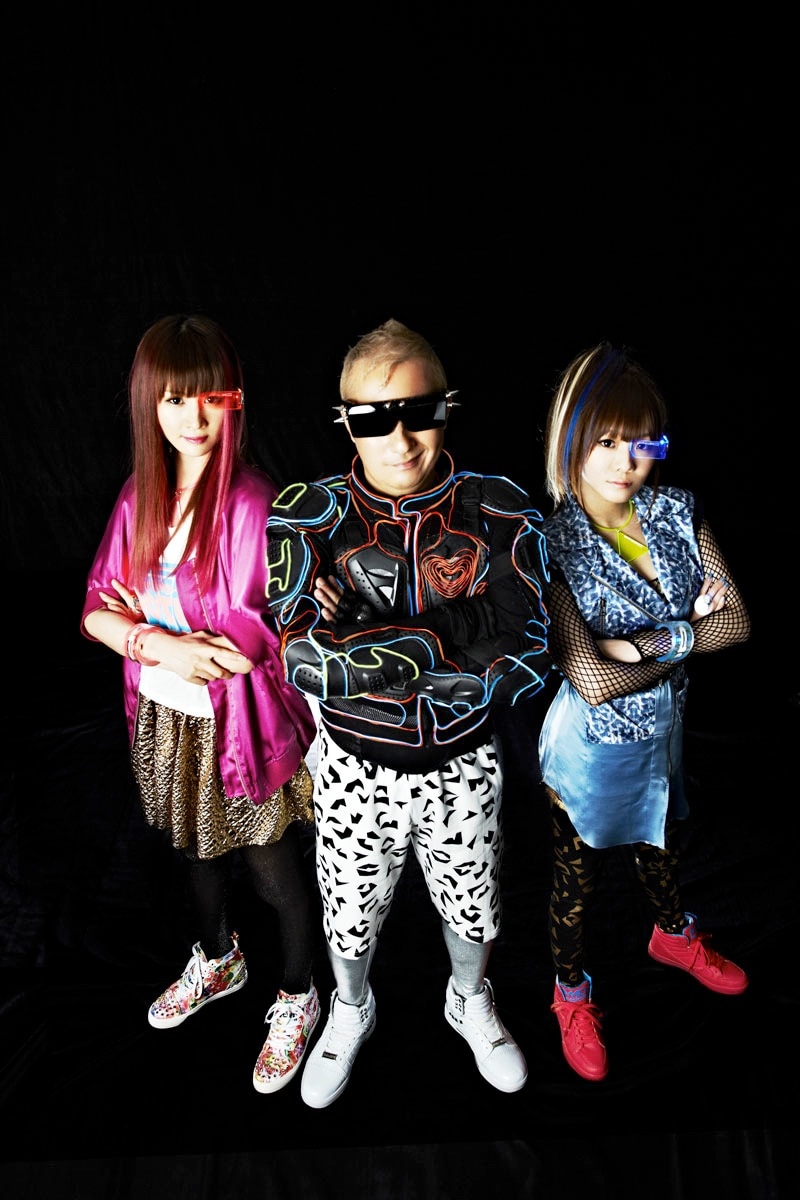 ナタリーPower Pushではアルバムアルバム「ADM - Anime Dance Music produced by tkrism -」の発売を記念したEMERGENCYのインタビューを公開中。