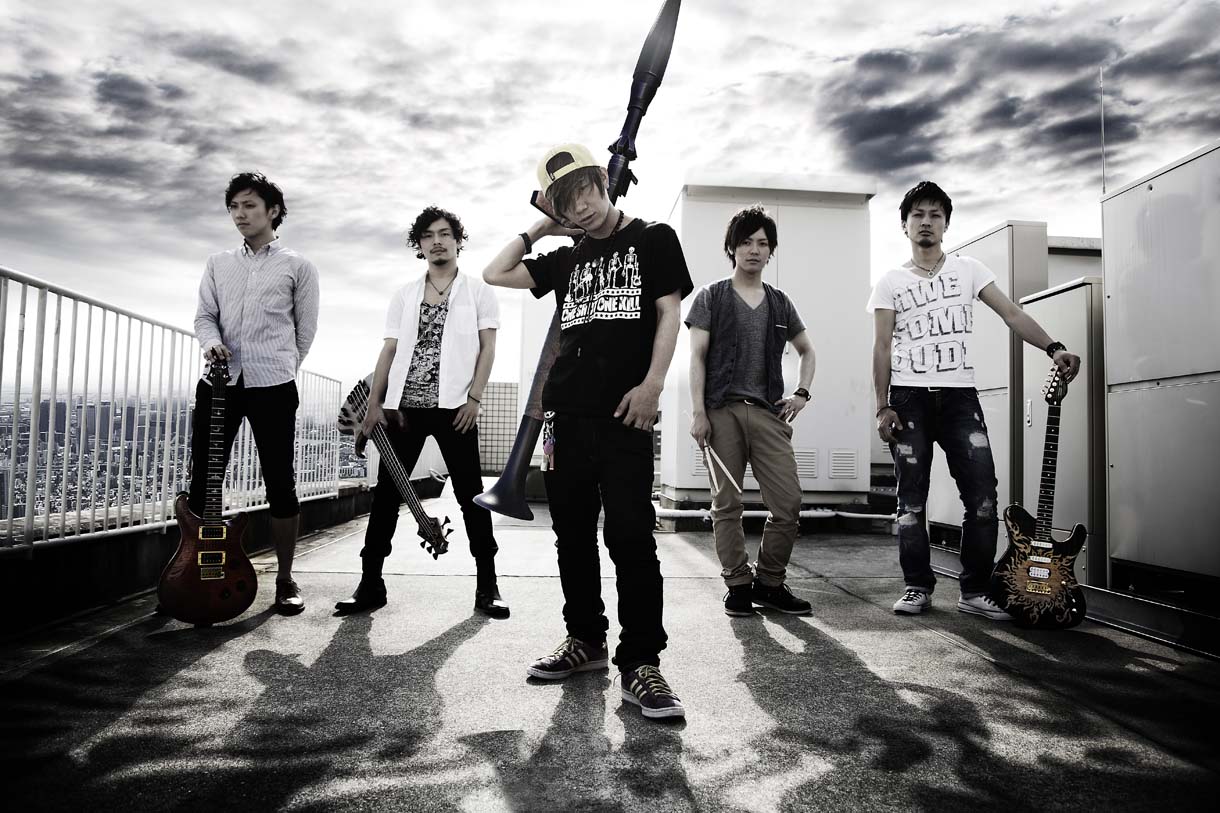 THE Hitch Lowke