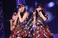 AKB48研究生の小嶋真子、西野未姫、岡田奈々。(c)AKS