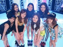 Happiness「Sunshine Dream ～一度きりの夏～」収録時のオフショット。