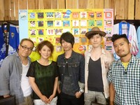 「V.I.P.-サザンオールスターズ-」の出演者たち。左からバッファロー吾郎A、友近、光村龍哉、蔦谷好位置、AFRA。