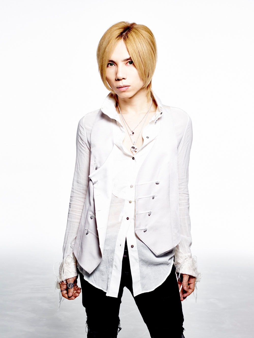 yasu（Janne Da Arc、Acid Black Cherry）