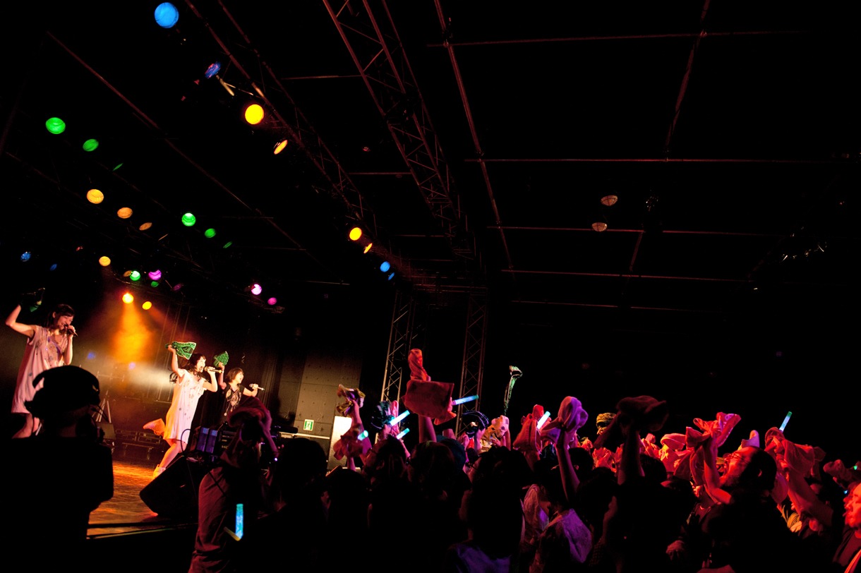 第1部「10th Anniversary Party」の様子。