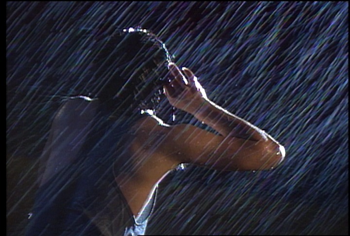 映画「ベイビー大丈夫かっ BEATCHILD1987」より、尾崎豊。 (c)BEATCHILD1987 製作委員会