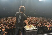 「J LIVE 2013 TOKYO 10 DAYS!! - 5 Months a BLAZE - BIRTH FLAME -Ignition-」の模様。