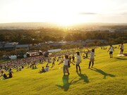 過去に開催された「若草山 MUSIC FESTIVAL」の模様