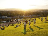 過去に開催された「若草山 MUSIC FESTIVAL」の模様