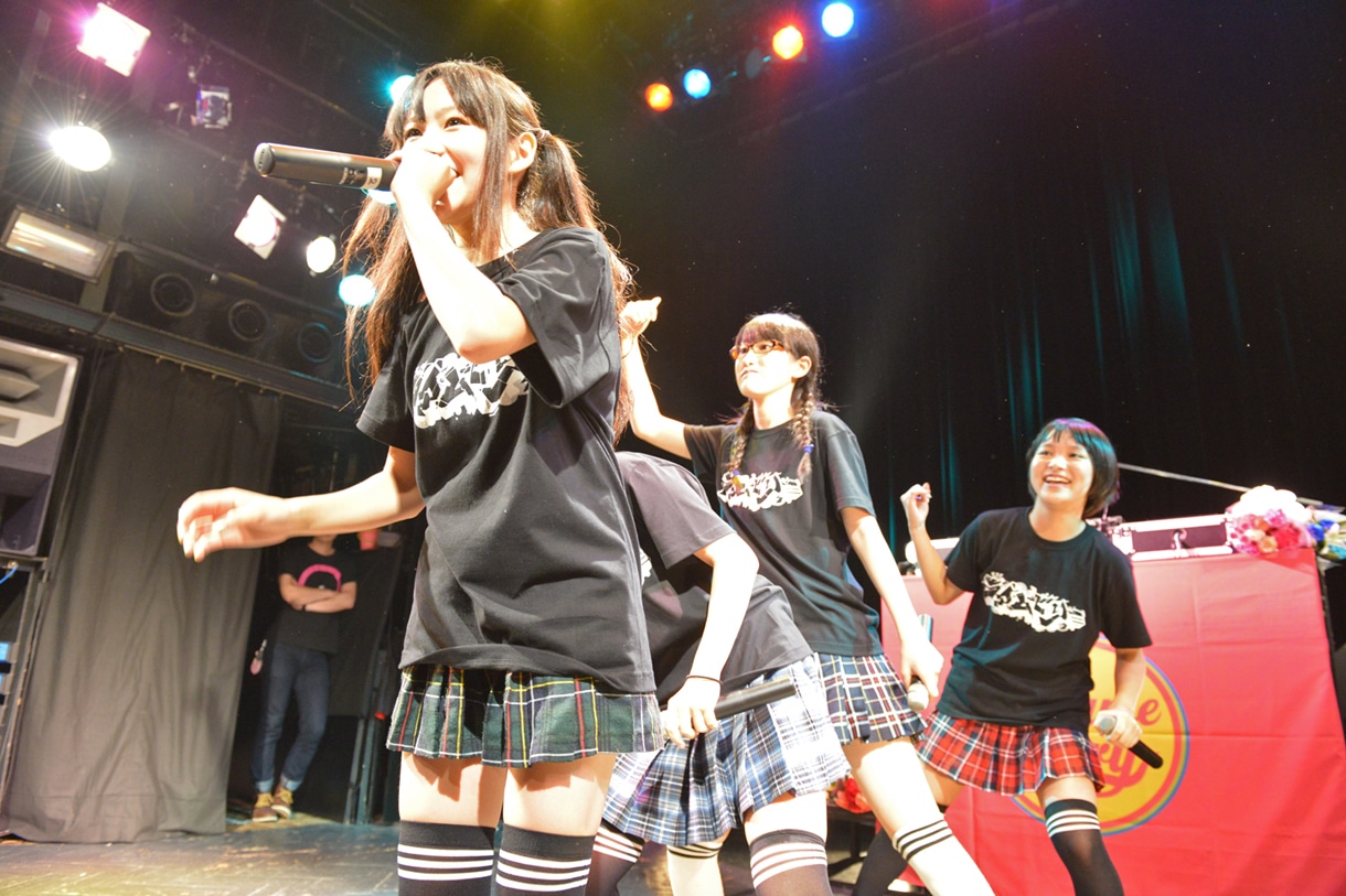 ライムベリー1stワンマンライブ「MAGIC PARTY」の様子。
