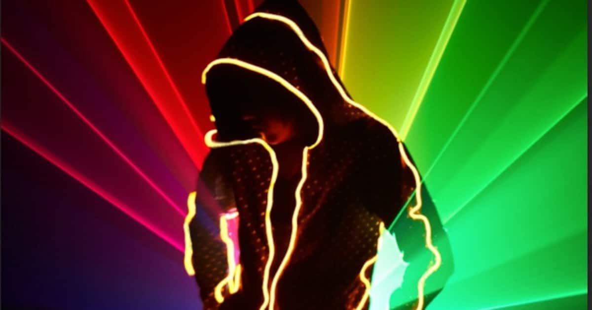 RAM RIDER新曲「AROUND U」をライブ映像で堪能 - 音楽ナタリー