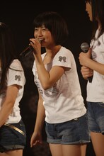 HKT48劇場500回公演での朝長美桜。(c)AKS