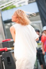 佐藤千明（Vo, Key）