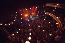 DOES「CLICK THE BEST」東京・東京キネマ倶楽部公演の様子。(c) shimboyuki