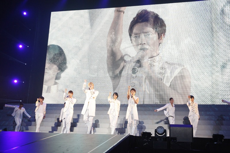 超新星「2013 CHOSHINSEI FAN MEETING "THANK YOU"」の様子。