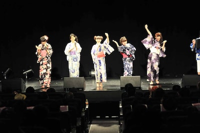 浴衣姿で勢ぞろいの夢みるアドレセンス。