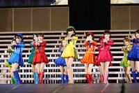 AKB48「恋するフォーチュンクッキー」披露時の様子。 (c)AKS