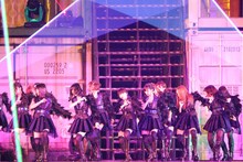 AKB48「UZA」披露時の様子。 (c)AKS