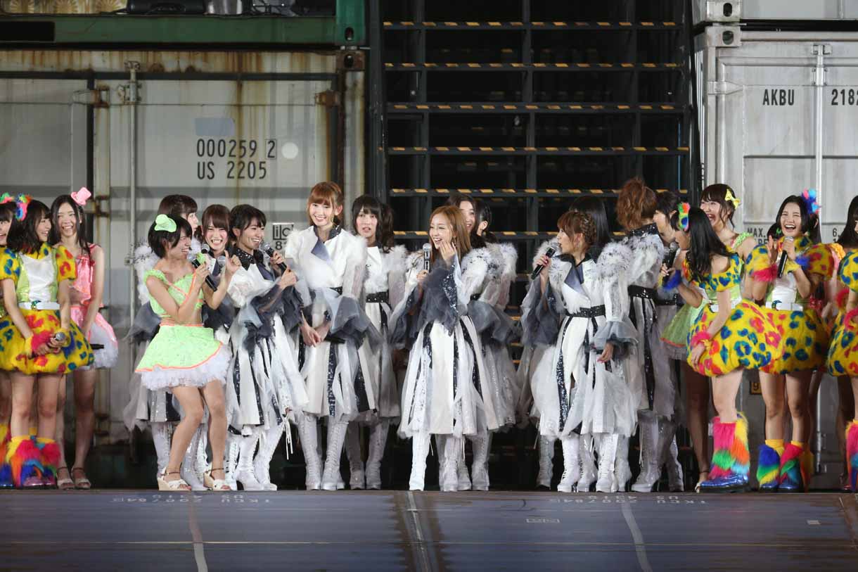 MCのコーナーでSKE48中西優香がアピール。 (c)AKS