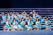 研究生選抜メンバーによる「青空カフェ」の様子。 (c)AKS