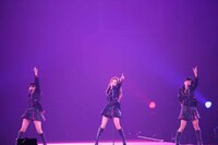 「クロス」の様子。 (c)AKS