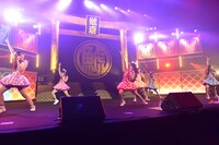 チームしゃちほこ「チームしゃちほこサマーフェスティバル～略して“しゃちサマ♪”～これでいいのだ！」の様子。