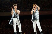 「東方神起 LIVE TOUR 2013～TIME～ FINAL in NISSAN STADIUM」での東方神起。