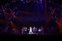 三浦大知のアクトの様子。