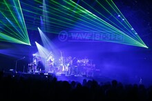 サカナクションのアクトの様子。