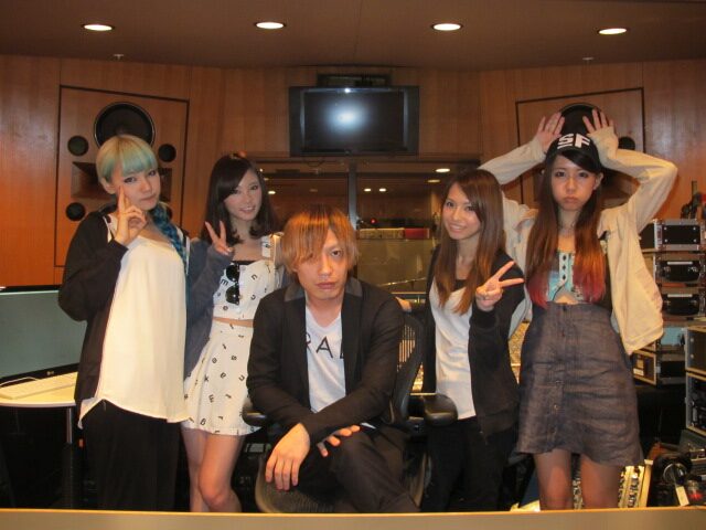 Scandal 新曲は中田ヤスタカプロデュース 音楽ナタリー