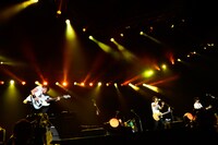 BUMP OF CHICKEN（撮影：TEPPEI）