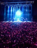 ナノ「Color my world.」東京・Zepp DiverCity TOKYO、8月19日公演の様子。（撮影：小林修士）