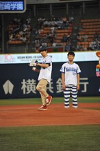 投球中の後藤正文。