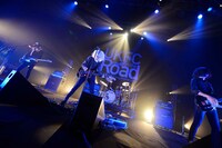 THE NOVEMBERS （撮影：高田 梓）