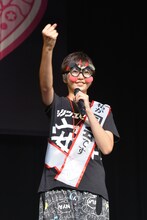 安本彩花。写真は2013年8月に行われたイベント「自習」の様子。