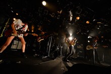 Hello Sleepwalkers（撮影：高田梓）