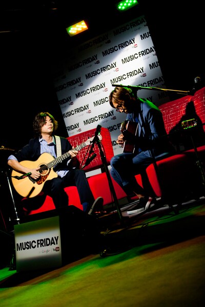 DEPAPEPE「MUSIC FRIDAY on Google+ | YouTube」出演時の様子。