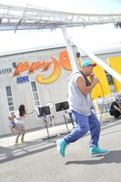 ラップするレイザーラモンRG。