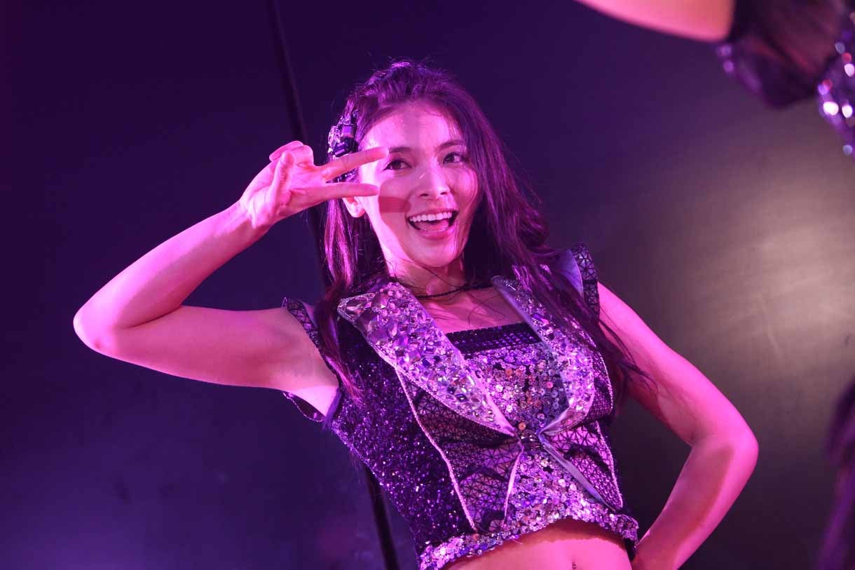 秋元才加 (c)AKS - 鳴り止まぬ“さやかコール”を受け、AKB48秋元才加