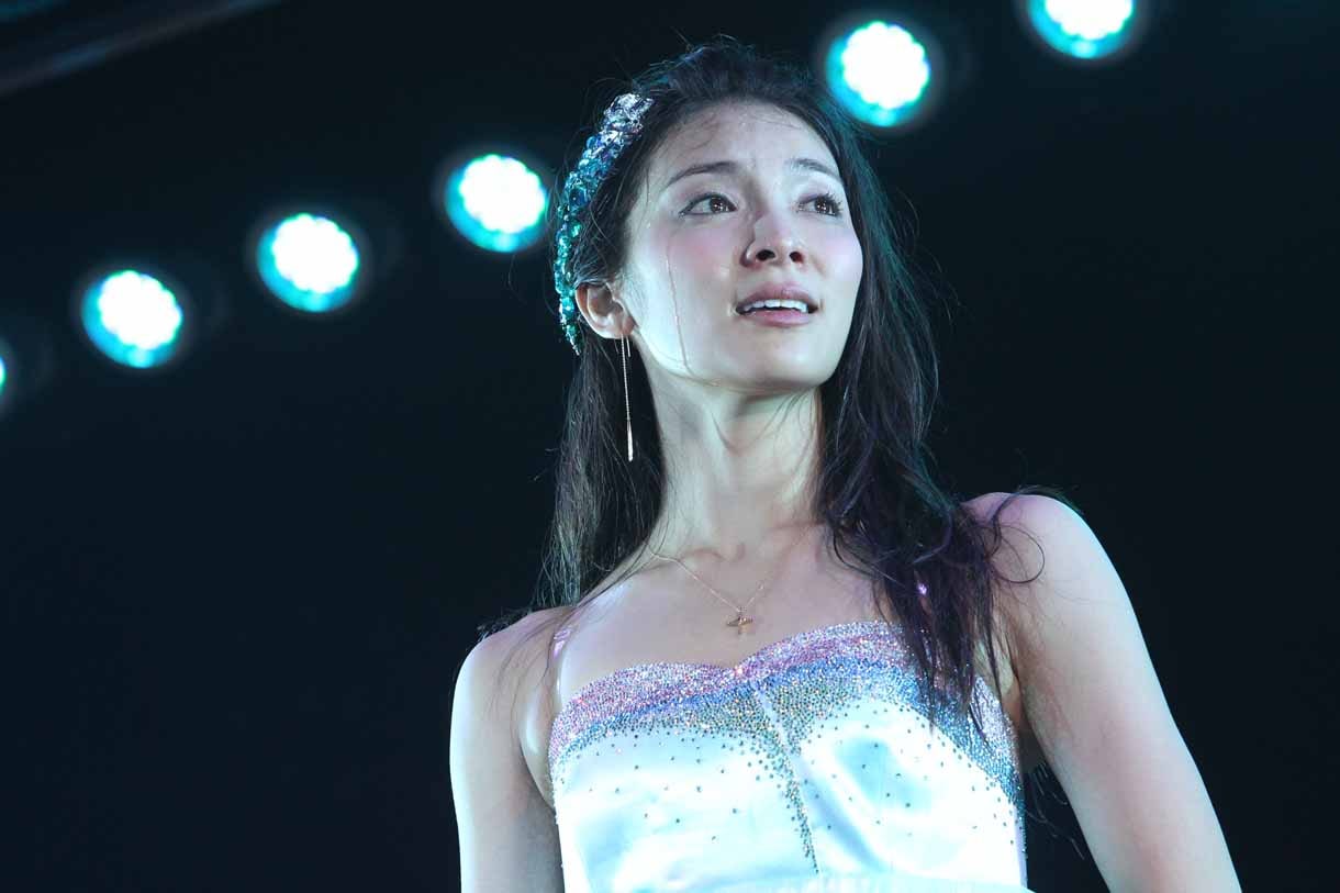 秋元才加 (c)AKS - 鳴り止まぬ“さやかコール”を受け、AKB48秋元才加