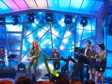 オープニングで中村正人と風間俊介が登場する寸前の様子。