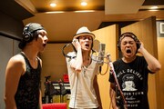 「絶望 feat.NOBUYA & N∀OKI from ROTTENGRAFFTY」レコーディングの様子。（撮影：中村卓）