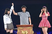 2012年に行われた「AKB48 29thシングル選抜じゃんけん大会」の様子。(c) AKS
